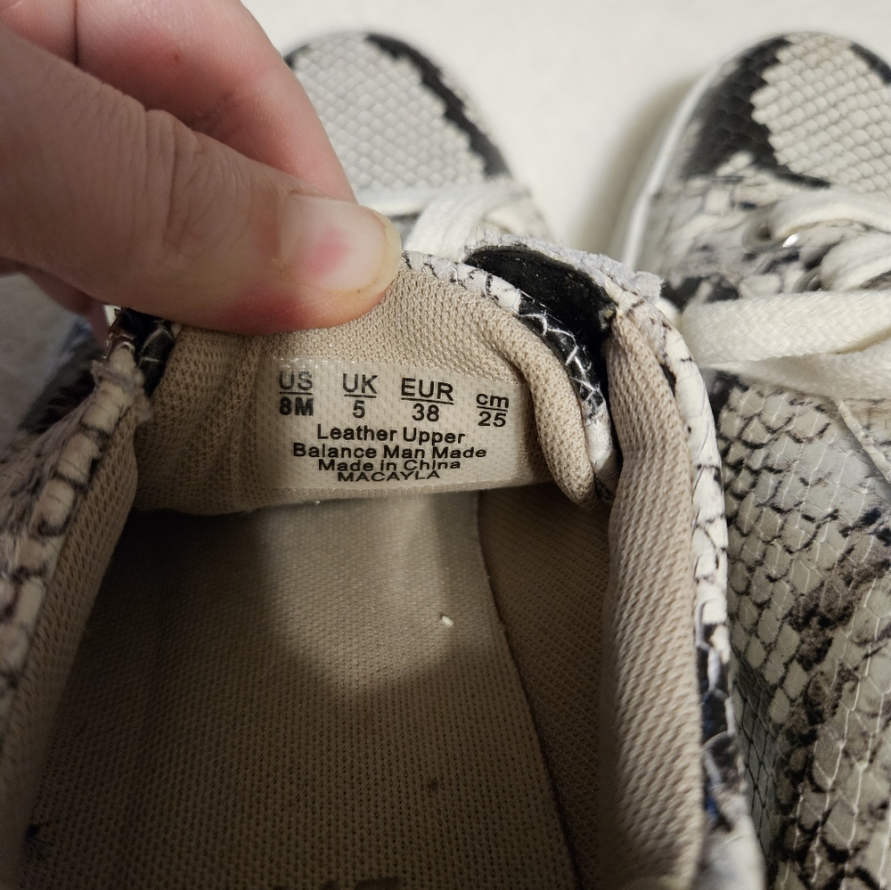 Naturalizer Macayla Sneakers - Picture 9 of 9
